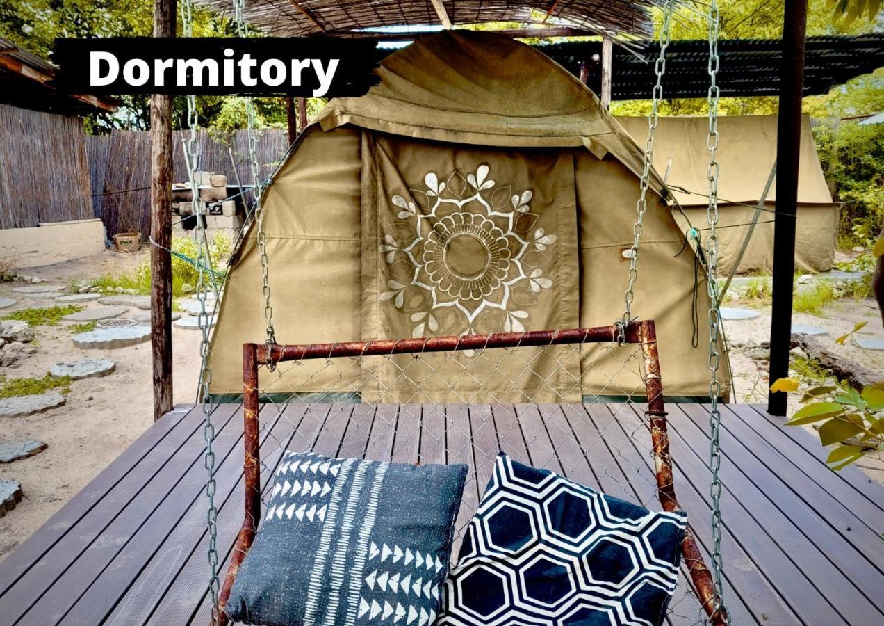 הוסטל Nata Eselbe Camp Backpackers מראה חיצוני תמונה